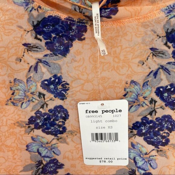 -Free People Mock Neck Blouse NWT XS - Picture 4 of 11